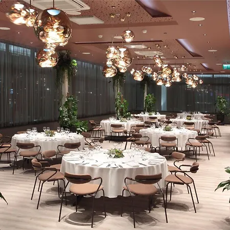 Готель Radisson Blu Lietuva