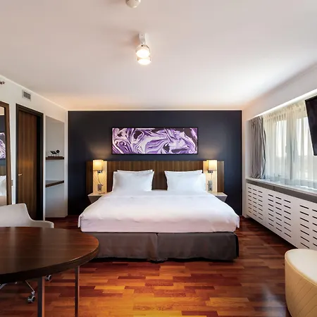 Hotel Radisson Blu Lietuva 4*